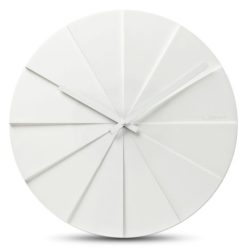bílé moderní hodiny na zeď do obýváku, kanceláře nebo kuchyně