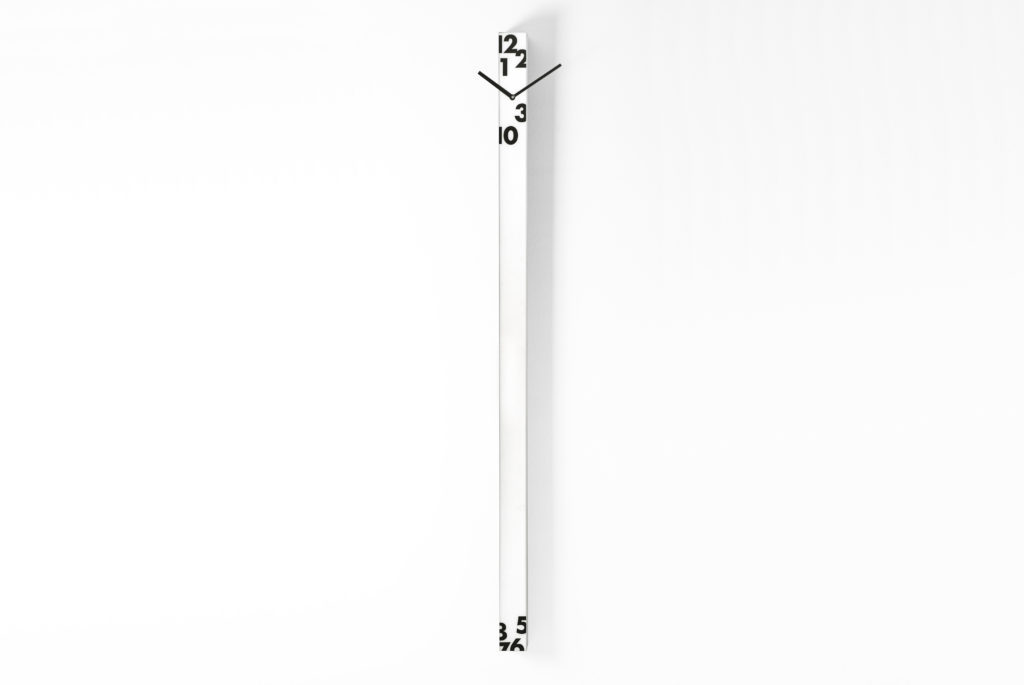 Nástěnné hodiny ILTEMPOSTRINGE vertikální bílé, 150 cm, Progetti