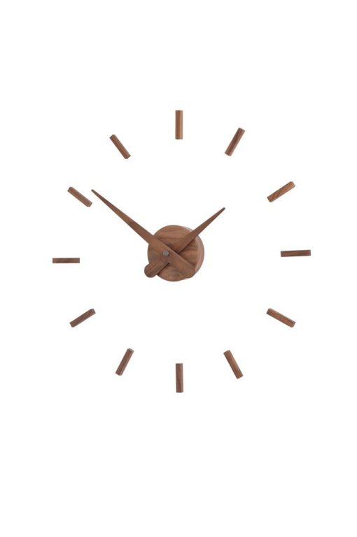 luxusní dřevěné nástěnné hodiny